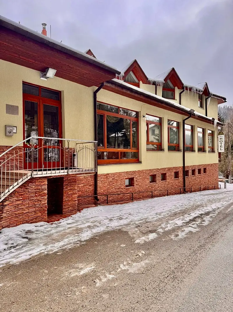 Horský hotel šomka, 2291 m², Drienica, sb – foto 2