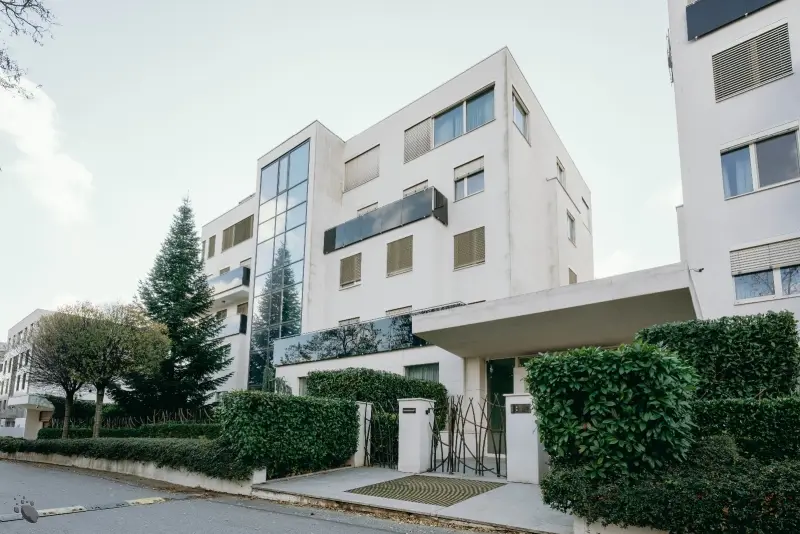 Nadčasová elegancia v srdci zelene – foto 2