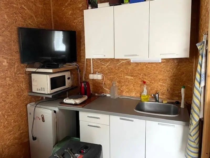 Konečne Krásna nová voňavá chatka v Brezne-Padličkovo – foto 14