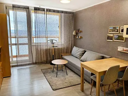 Ponúkame na prenájom Krásnu garsónku s balkónom na Buzuluckej ul.