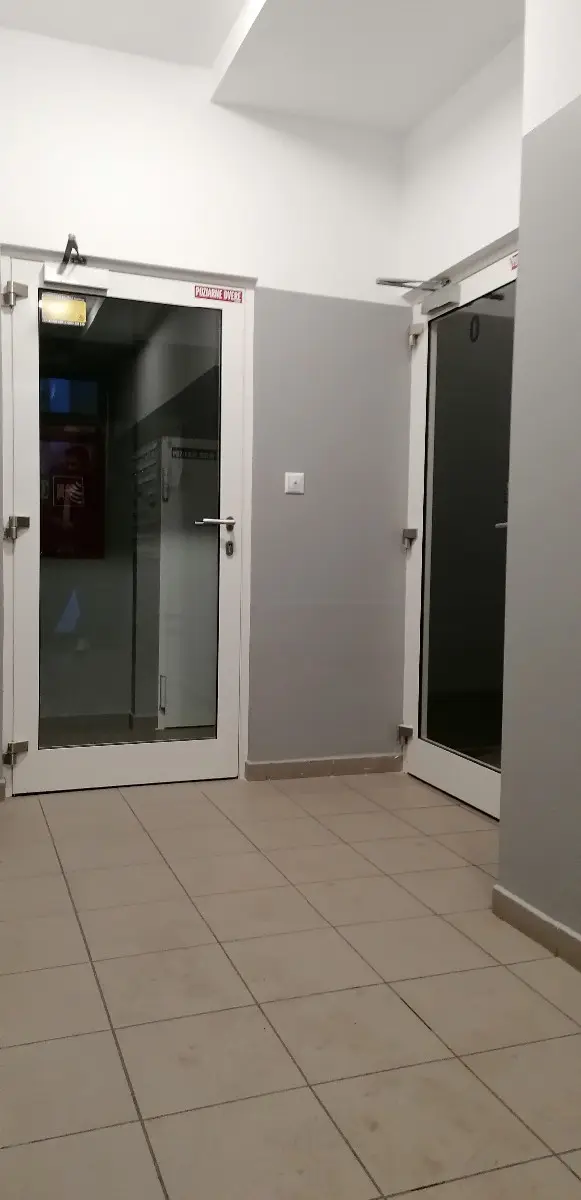 TOP Realitka - Exkluzívne – 2-izb. Byt - Kompletne zariadený, balkón, pivnica, garáž, novostavba – foto 11