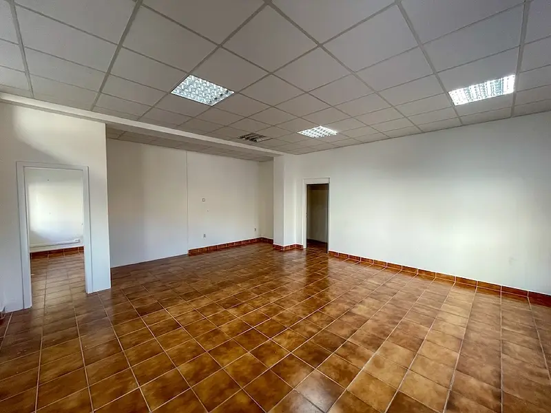 Podnikateľský priestor v centre mesta na prenájom, Vráble – foto 4