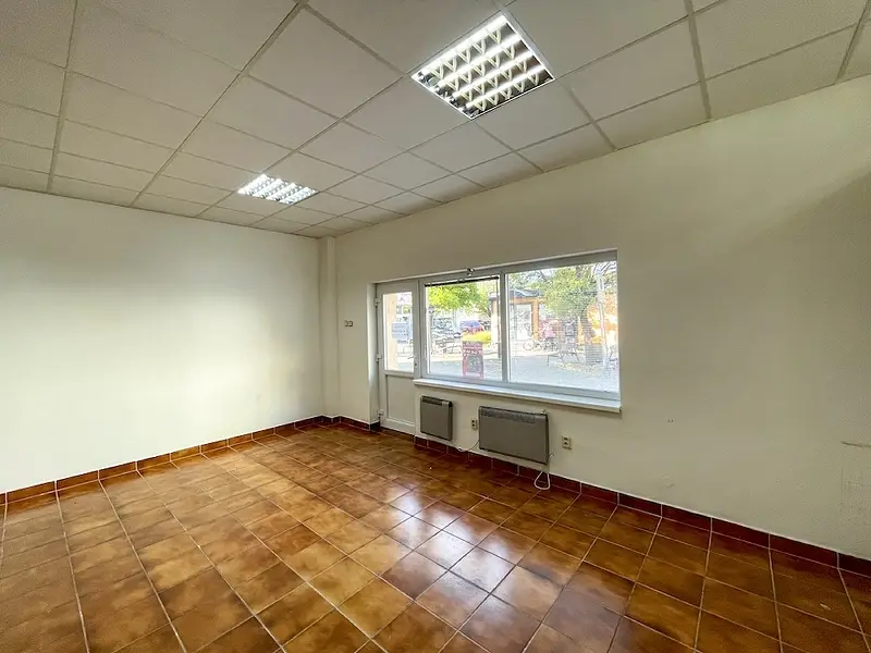 Podnikateľský priestor v centre mesta na prenájom, Vráble – foto 9