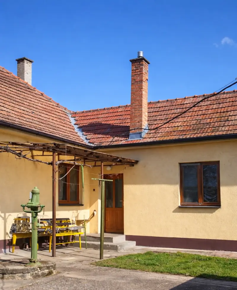 Rodinný dom s veľkým pozemkom v obci Veľká Dolina – foto 4