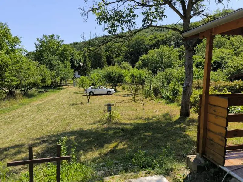 ID 2508 - Záhrada v BA s chatou (146,42 €/m2) – foto 4