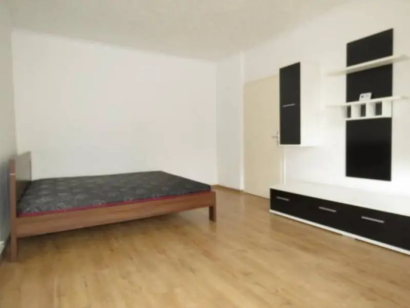 2,5 Izbový byt so záhradkou v Rajke – Ideálne bývanie s pokojom a súkromím – foto 2