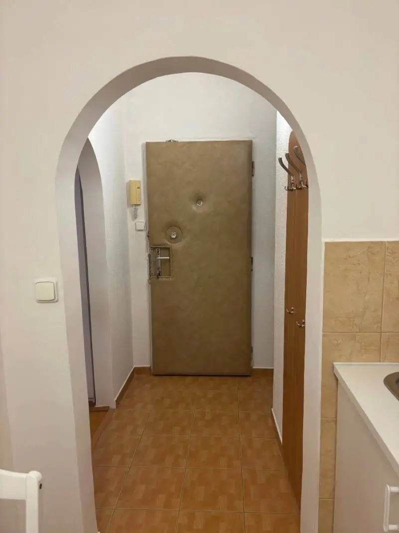 Moderný 2-izbový byt na prenájom – Ružinov (nivy), Martinčekova ulica Ponúkame na prenájom štýlový – foto 7