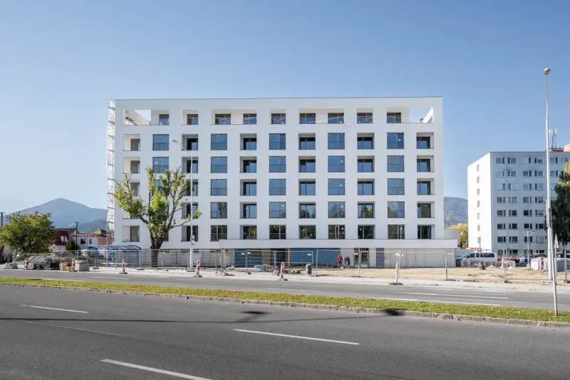 Na predaj veľkometrážny 2-izbový byt v centre Martina – foto 15