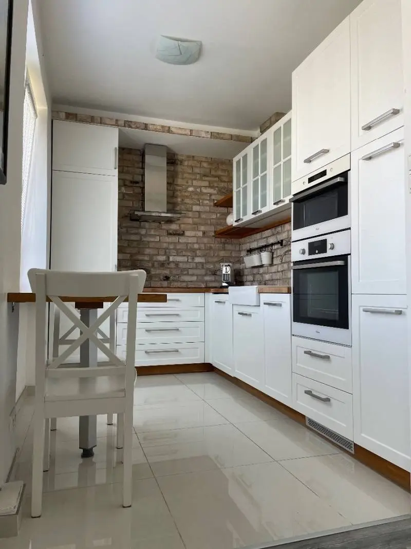 Tichý nadčasový 2 izbový byt pre mladý par – foto 7