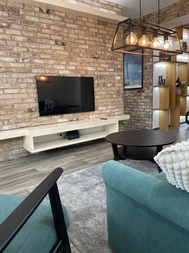 Tichý nadčasový 2 izbový byt pre mladý par – foto 8