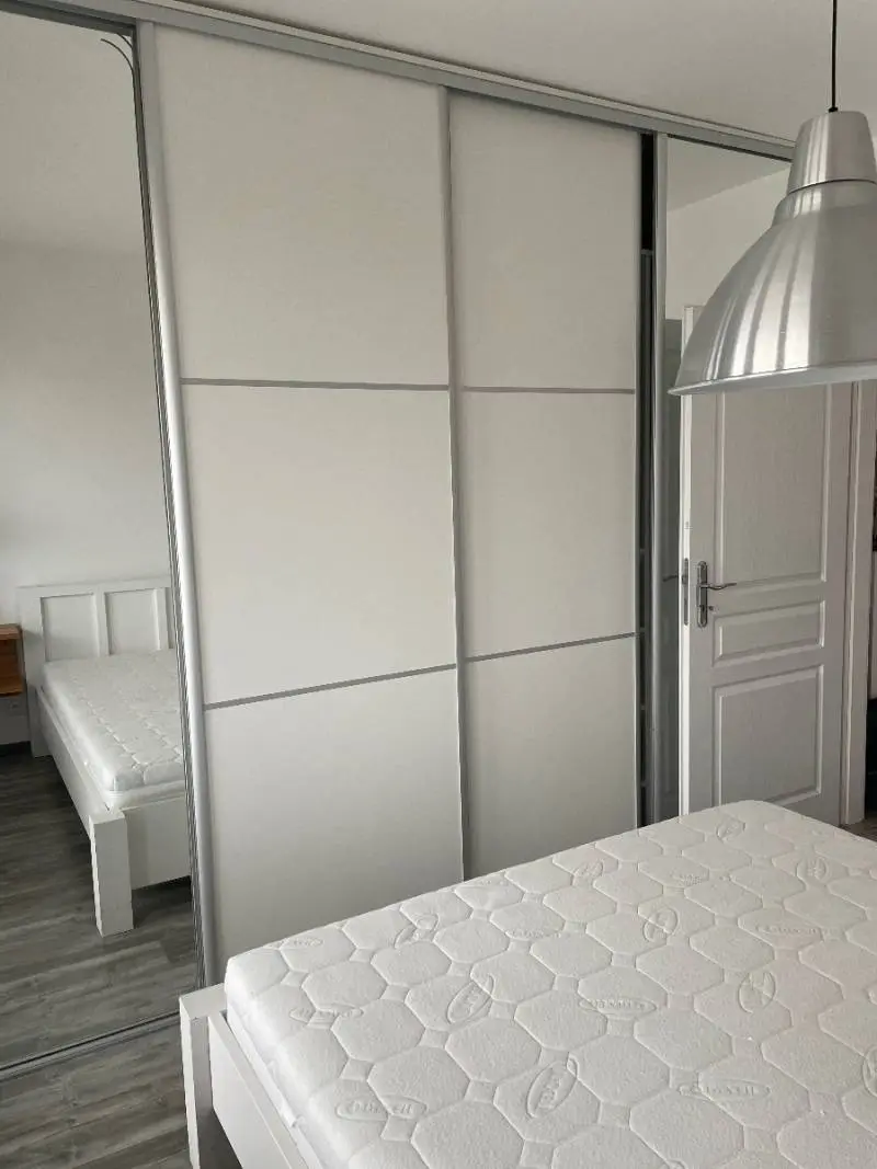 Tichý nadčasový 2 izbový byt pre mladý par – foto 9