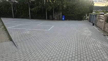 Prenájom parkovacie miesto vo dvore, kamery + elektrická brána, Pezinok