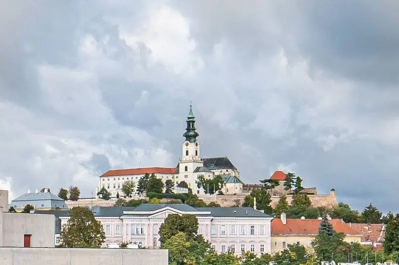 Moderný byt – foto 6