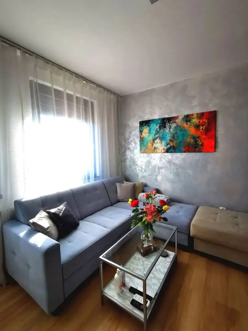 Štýlový 2-izbový byt s garážou a klimatizáciou – Ružinov, Mierová ulica, moderné – foto 5