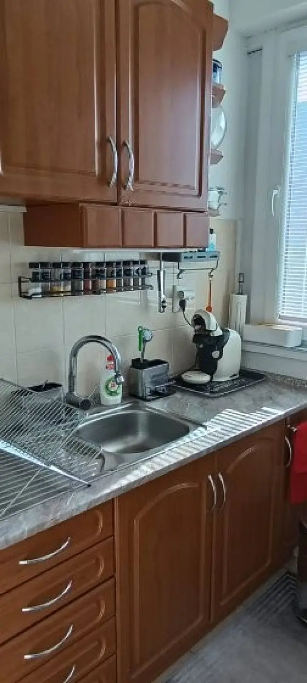 Novinka na TRHU – Moderná 2-garzónka s balkónom PO rekonštrukcii, Bratislava v – Zadunajská ulica. – foto 6