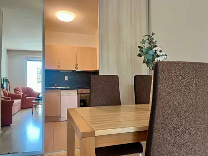 Na dlhodobý prenájom priestranný 3-izbový byt, 80,79 m² s parkovacím miestom v Záhorskej Bystrici