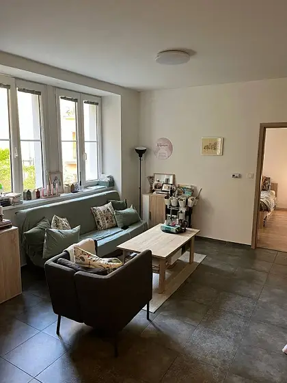 Centrum Bratislavy, štýlový 2-izbový byt pri nivách, Tichý dvor, Voľný ihneď