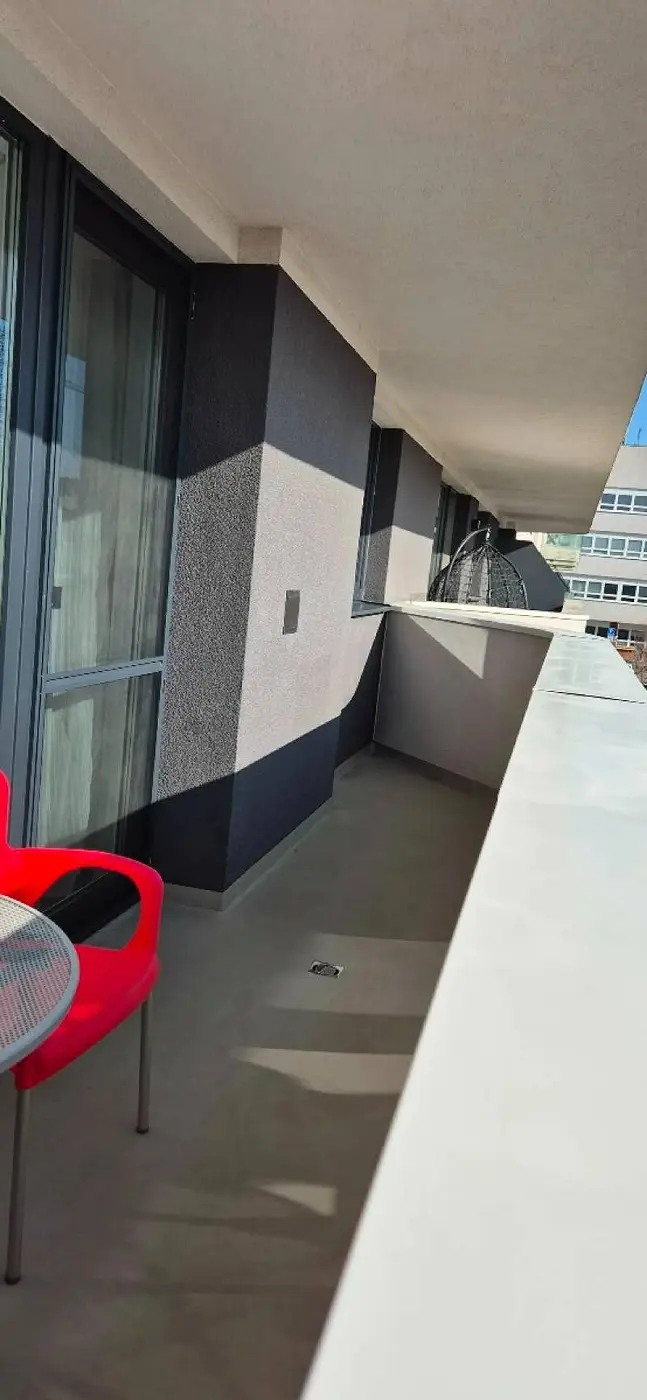 Moderný 2-izbový byt s veľkým balkónom – foto 5