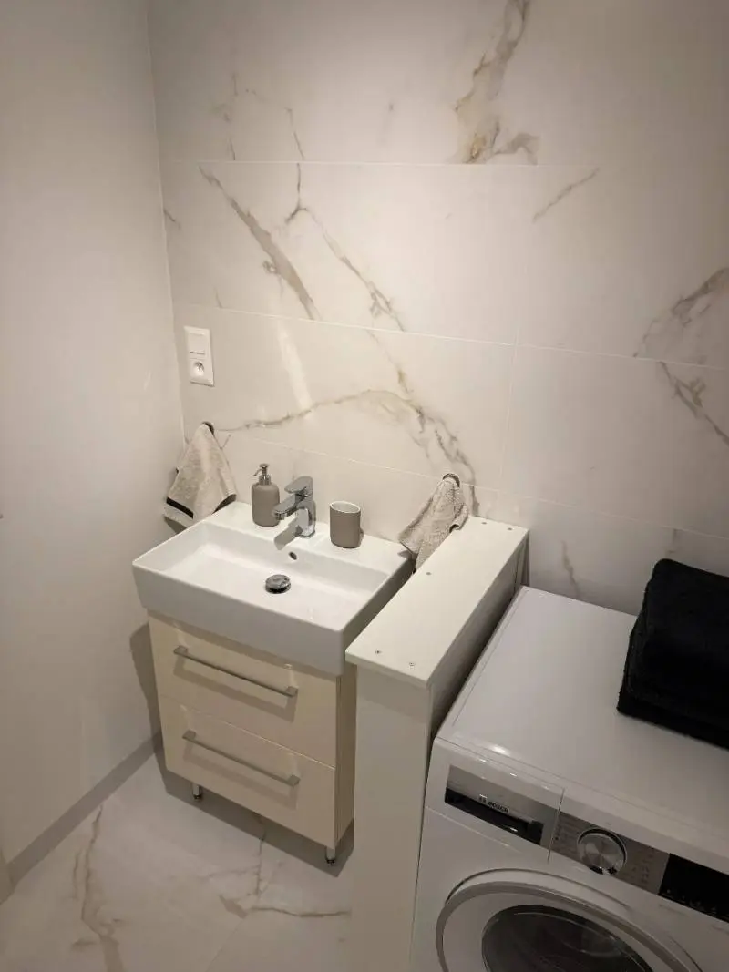 Staré mesto – Vydrica, luxusný 2-izbový byt, novostavba, výhľad na dunaj, lodžia – foto 10