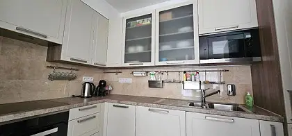 Moderný 2-izbový byt s garážou a klimatizáciou – Račianska, NOVÉ mesto
