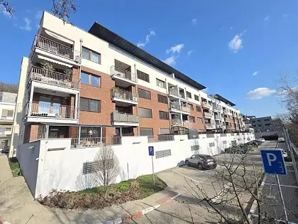 Kramáre – Ďumbierska, TOP lokalita pri železnej studničke, novostavba, 2 izby, terasa 39 m²