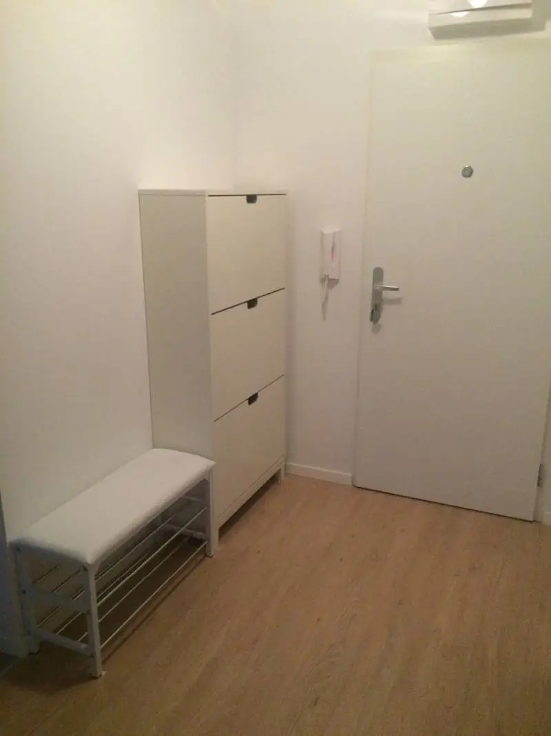 Na prenájom 1,5-izbový byt – Ružinovská ulica Ponúkame na prenájom 1,5-izbový byt s výmerou 45 m² v – foto 5
