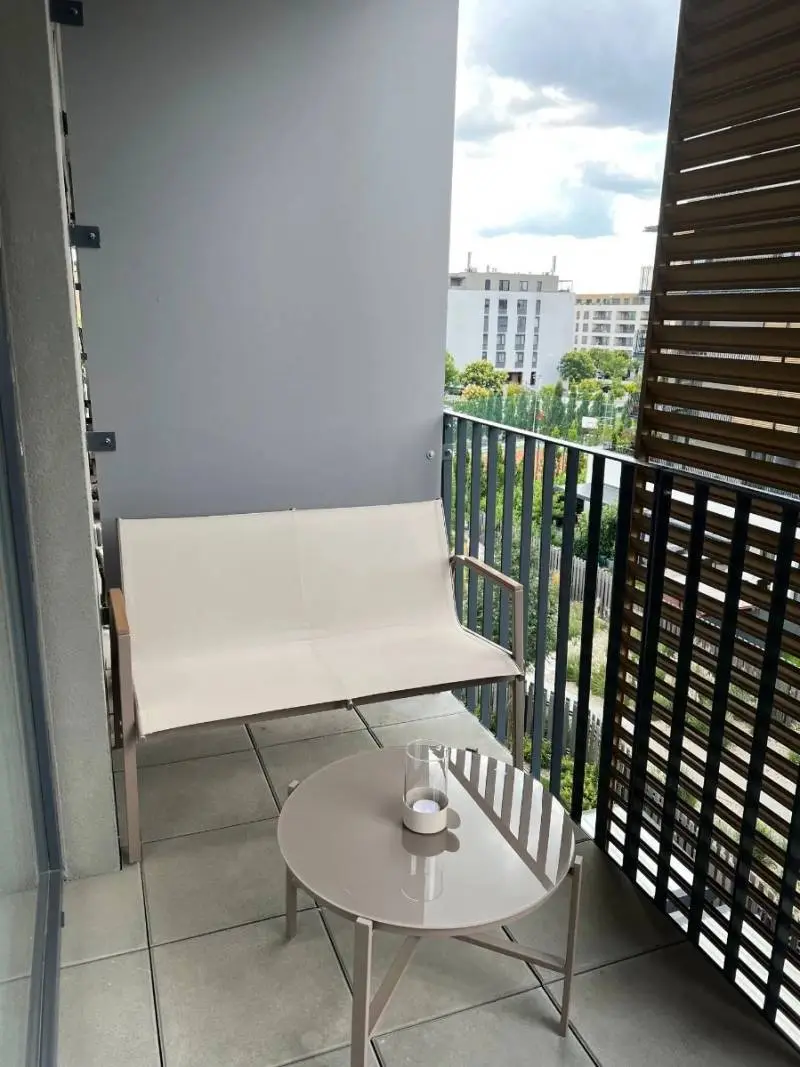Slnečnice – Viladomy, Fialová ulica, moderný 2-izbový byt, 9 m² terasa, novostavba – foto 7