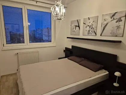 Prenájom, moderný 2-izbový byt po rekonštrukcii, 55 m², Osuského – Petržalka, tichá lokalita