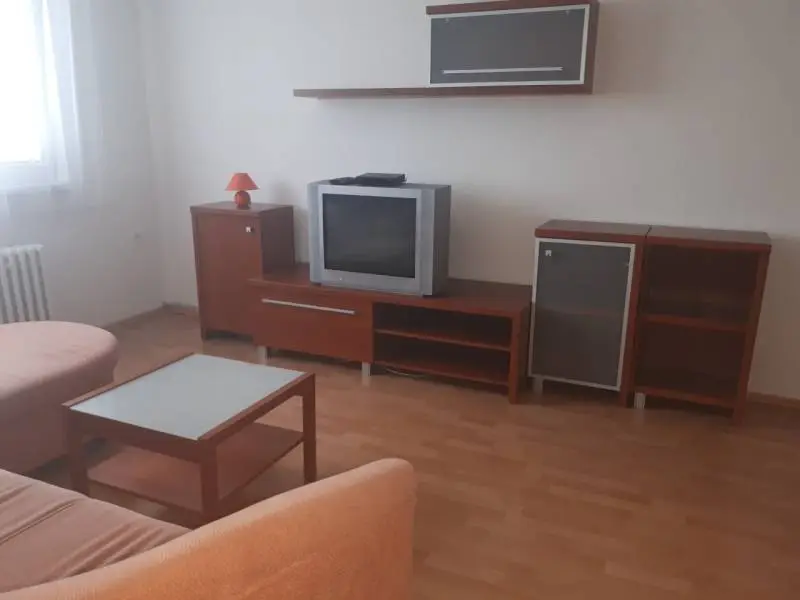 Prenajom bytu-Nitra – foto 7