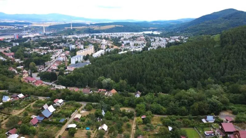 Záhrada s chatkou - Hájik, Zvolen – foto 19