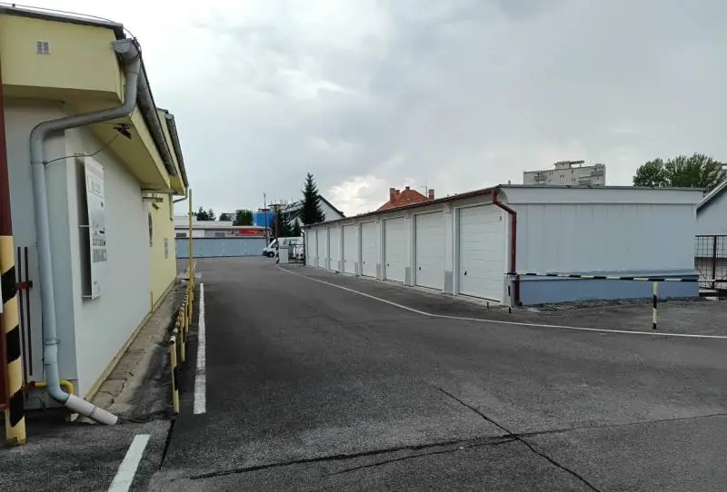 Predaj - Polyfunkčný objekt / areál - Necpalská cesta 34 e – Prievidza – foto 4