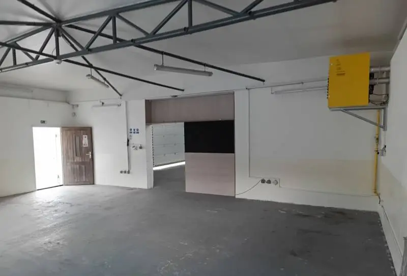 Prenájom - Polyfunkčný objekt / Budova - Necpalská cesta 34 e – Prievidza – foto 12