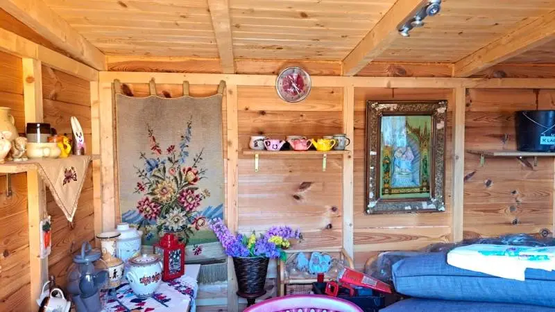 Záhrada s chatkou na hlinách - Zvolen – foto 12