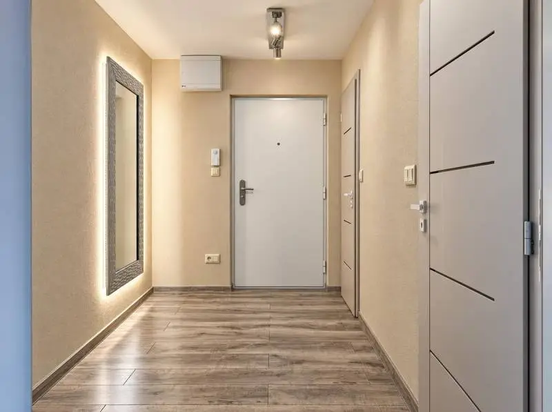 Kompletne novo zrekonštruovaný 2-izb. Byt s balkónom. – foto 6