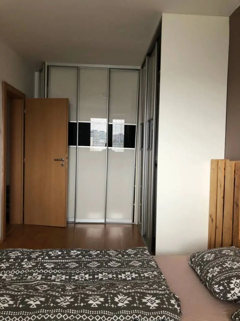 Prenájom – Priestranný 2-izbový byt, námestie hraničiarov – Petržalka, námestie hraničiarov – foto 5