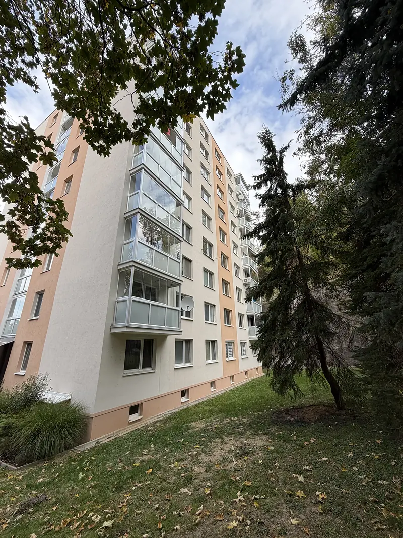 Trenčín - 3 Izbový byt horný šianec – foto 2
