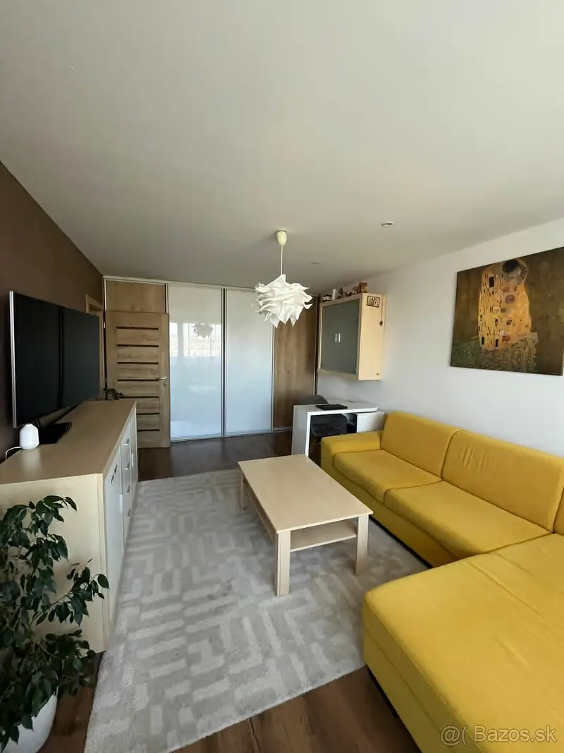 3-izbový byt po rekonštrukcii – foto 7