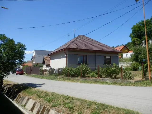 Rodinný dom v obci Poniky na rovinatom pozemku 705 m² – foto 3