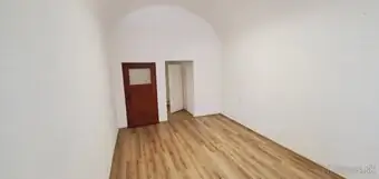 Prenájom nebytového priestoru 23,6 m² – Centrum Košíc