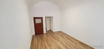 Prenájom nebytového priestoru 23,6 m² – Centrum Košíc – foto 5