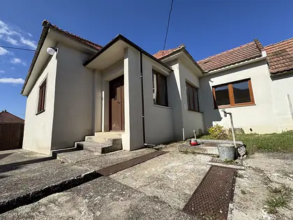 Bývanie s veľkým pozemkom – 1 370 M², veľké Kostoľany - RD