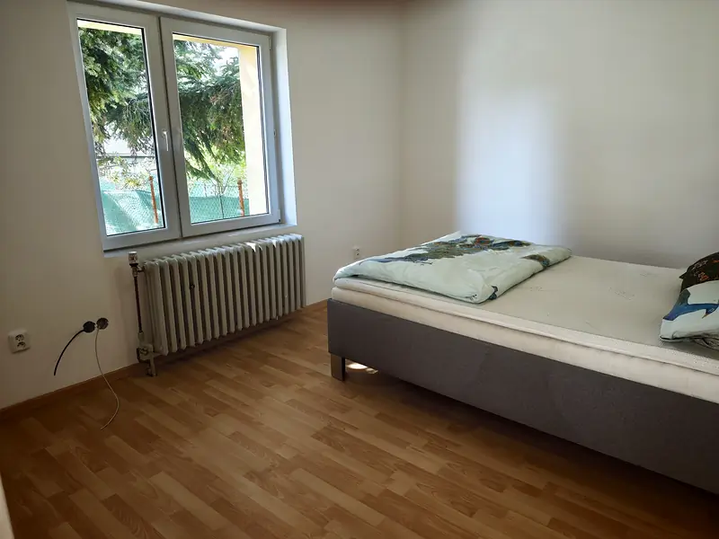 Pronajmu RD po rekonstrukci 2+1 Jinočany Praha Západ '( u Prahy 5 stodůlky) – foto 3