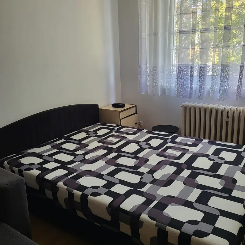 Prenájom, 1-izbový byt – Hanulova ulica, Bratislava-Dúbravka, výhradne pre 1 osobu 38 m² – foto 4