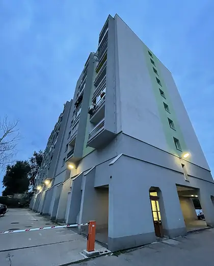 Prenájom - 2-izbový byt s loggiou, šatníkom a pivnicou – Vlčie hrdlo, BA